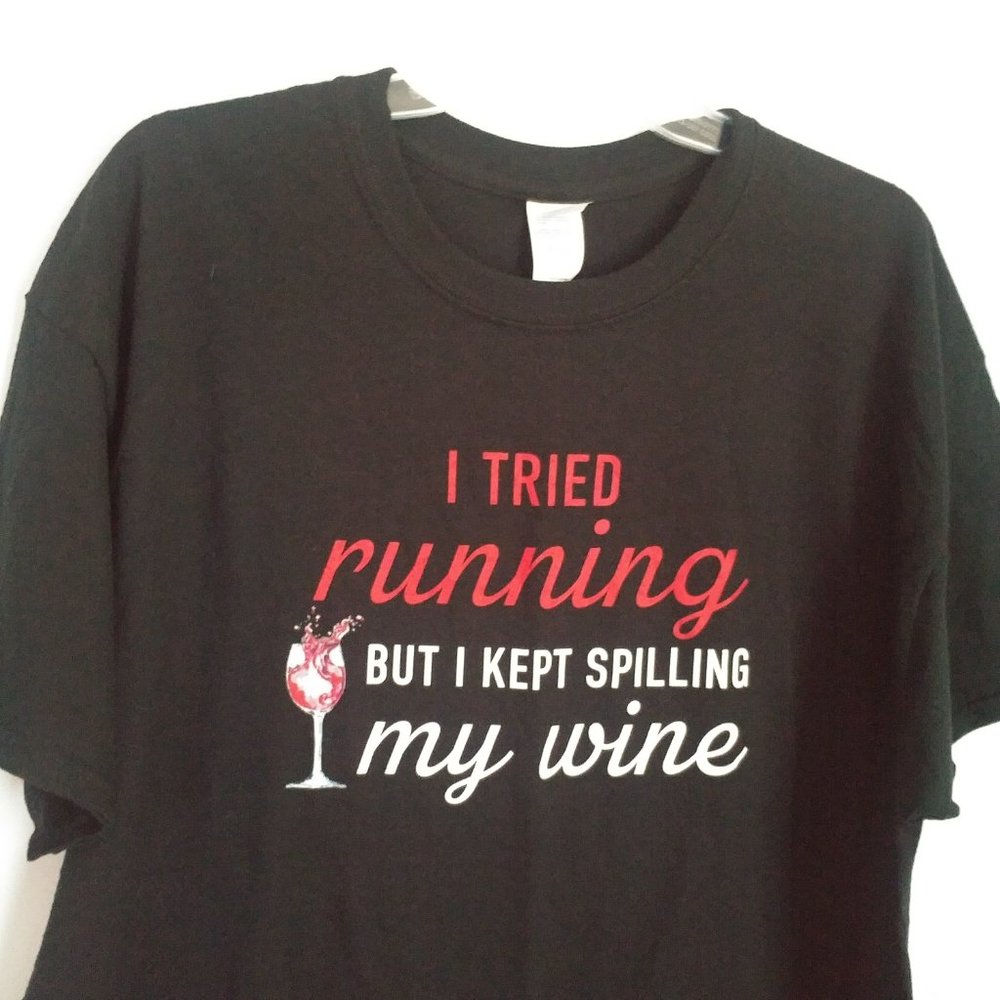 Novelty Wine Lovers T-shirt in Black Women's Size XL